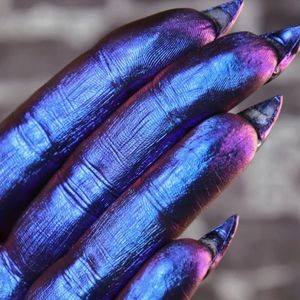 Devinah Thermosphere Multichrome Pressed Pigment